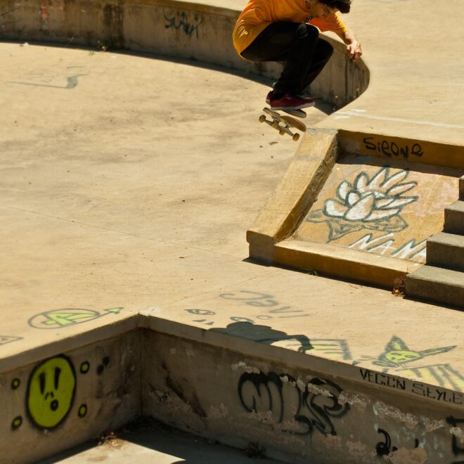 Carlos Cardeñosa - Hardflip